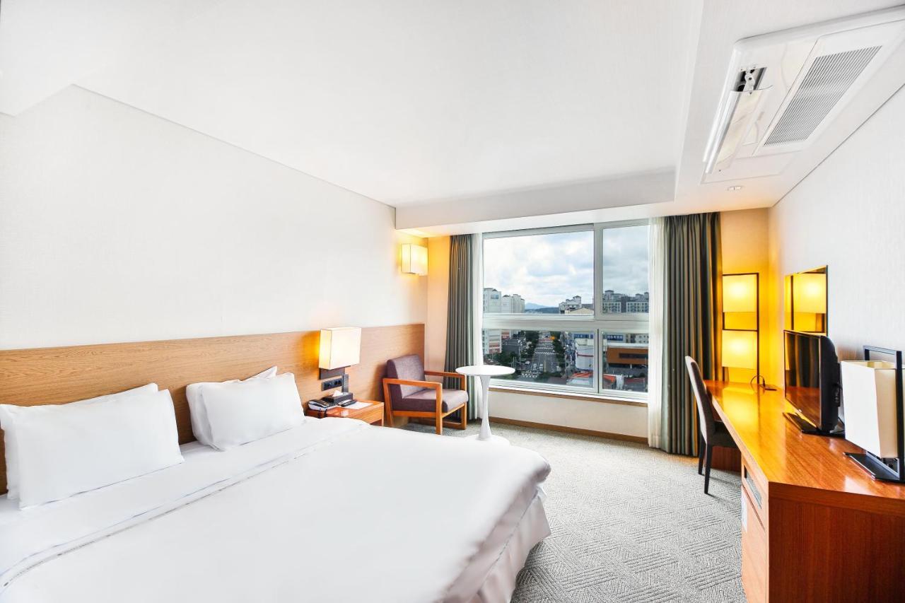Bareve Hotel Seogwipo Exterior photo