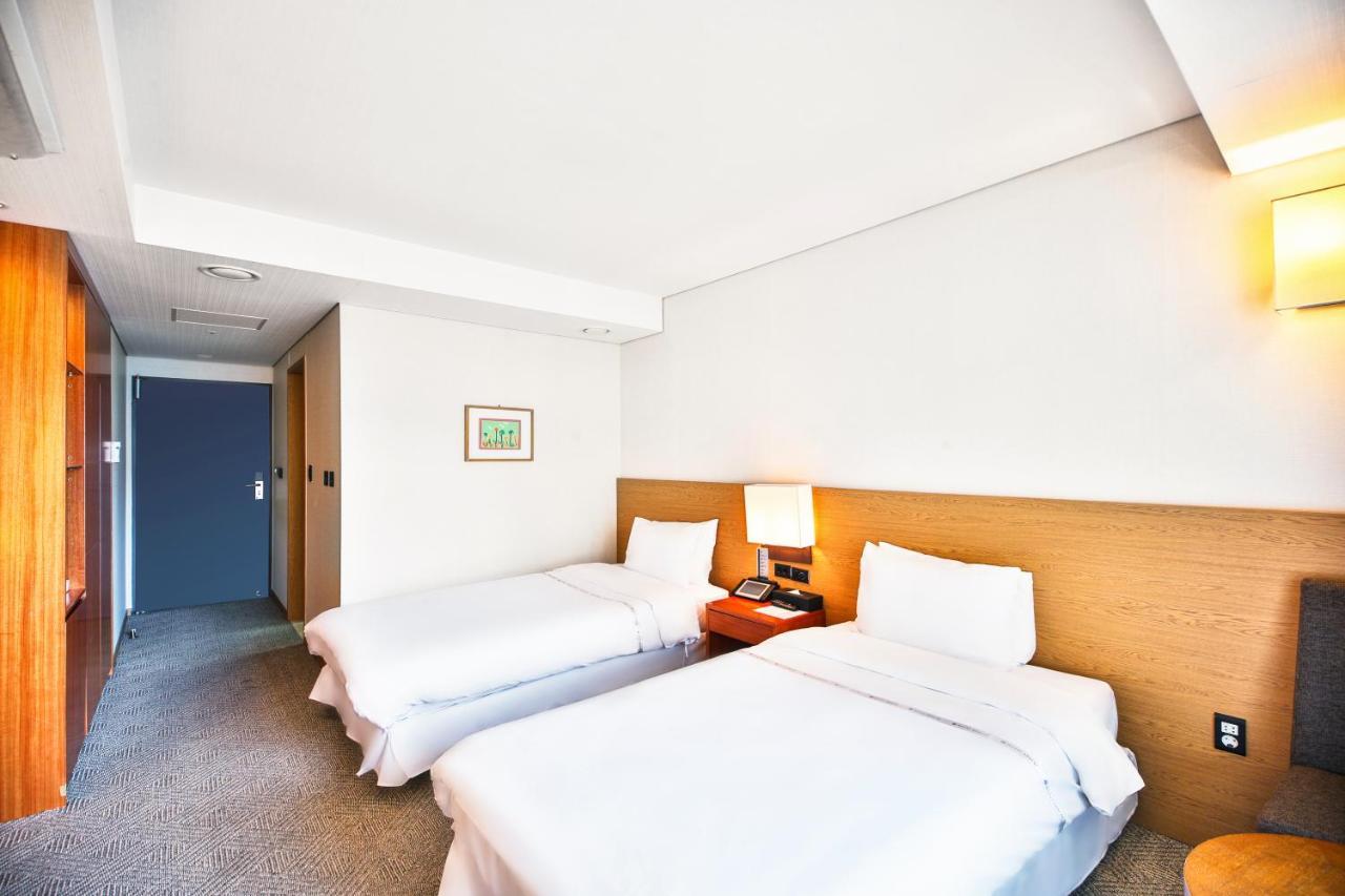 Bareve Hotel Seogwipo Exterior photo