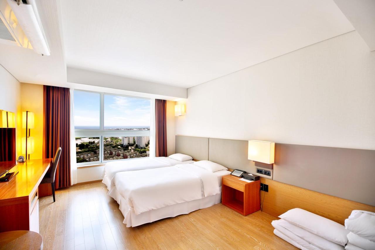 Bareve Hotel Seogwipo Exterior photo