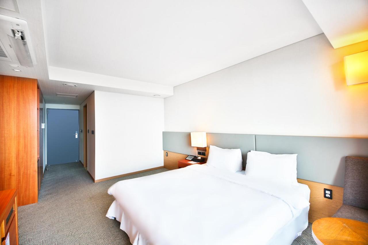 Bareve Hotel Seogwipo Exterior photo